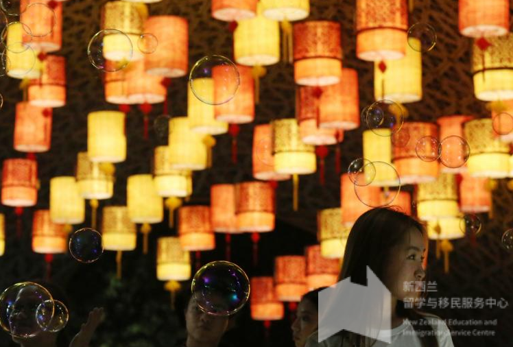 最新调查：新加坡近四分一年轻人喜欢透过庆祝节日接触华族文化
