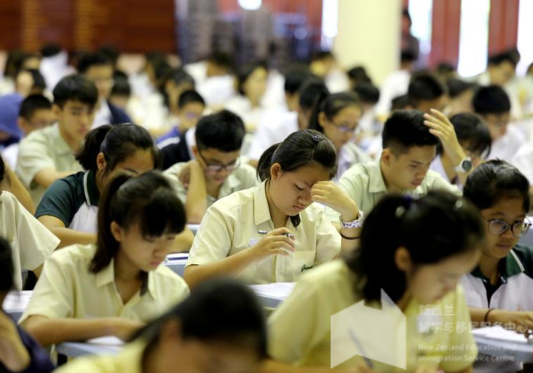 经合组织2018年评估公布 中国学生迎头赶上新加坡屈居第二